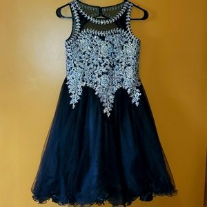 Girl's dress size 12